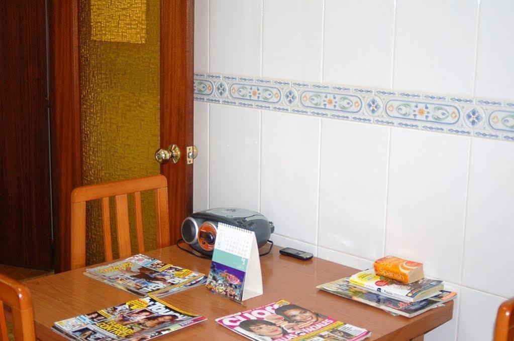לוגרוניו Pension Cinco Villas מראה חיצוני תמונה