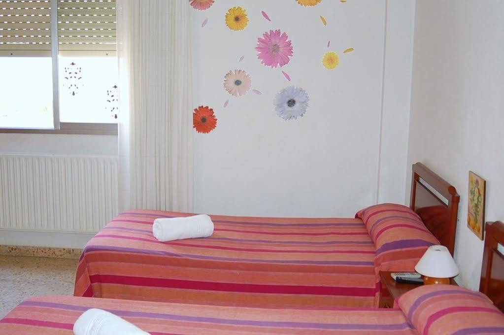 לוגרוניו Pension Cinco Villas מראה חיצוני תמונה